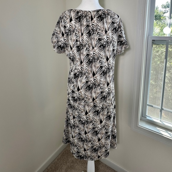 Kim Rogers Printed Cinched waist mini Dress - Picture 2 of 3